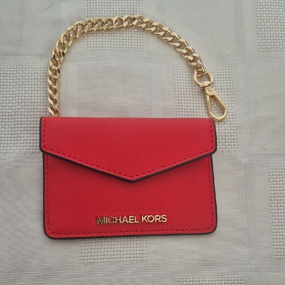 HOST PICK🥳 Michael Kors Scarlet Card Holder with Gold Chain - Picture 11 of 16
